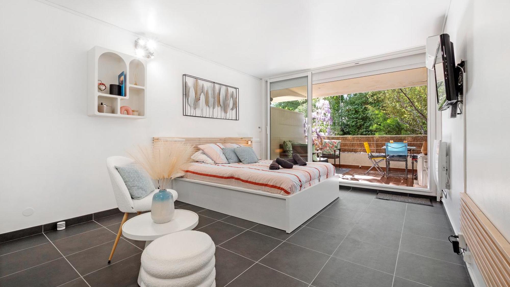 Casa Laura -Parking - Pool Apartment แซ็ง-ทรอเป ภายนอก รูปภาพ